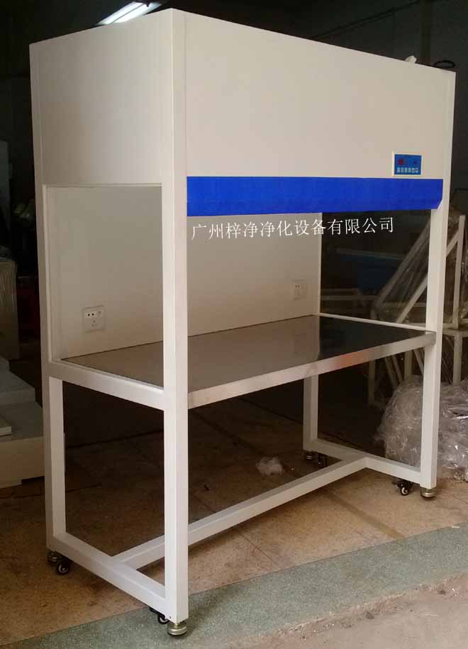 潔凈工作臺,是一種提供局部無塵、無菌工作環境的空氣凈化設備。