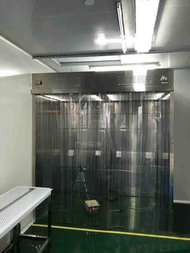 負壓稱量罩結構圖由初效、中效、高效、風機等部件組成