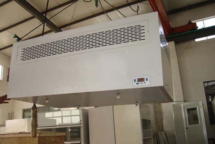 層流罩目前廣泛用于電子、生物、醫藥、食品、精密儀器等行業的無塵無菌操作環境，提供局部高潔凈度工作環境。