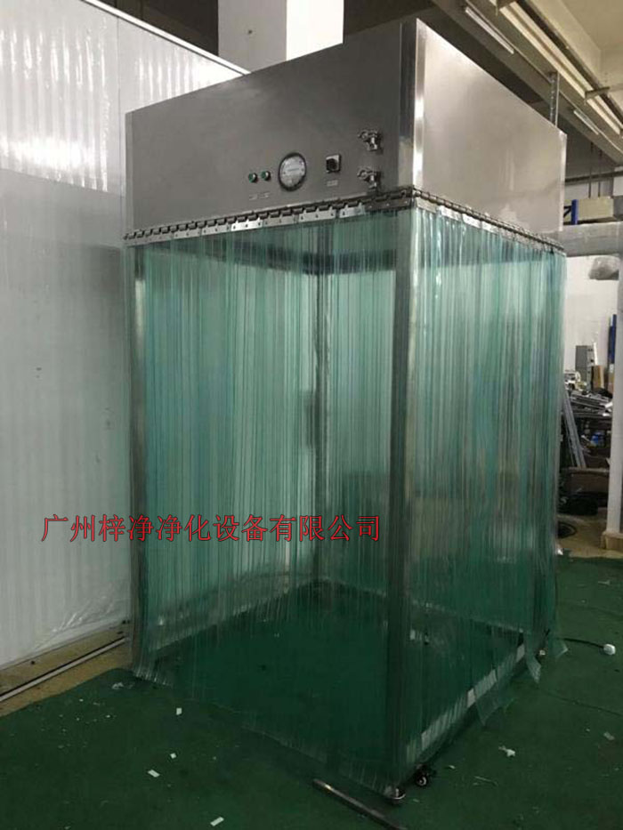 層流采樣車廣泛適用于醫藥、制劑、電子、精密儀器、儀表、食品等行業的特殊場合的原輔物料的采樣。